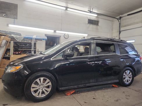 Used 2016 Honda Odyssey SE image 13