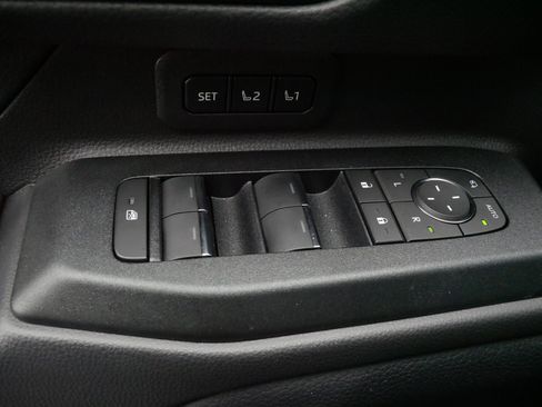 Used 2025 Toyota Land Cruiser w/ Premium Package AWD/4WD image 19