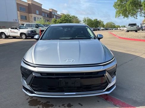 Used 2024 Hyundai Sonata SEL image 2