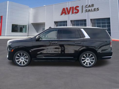 Used 2023 Cadillac Escalade Premium Luxury Platinum image 2