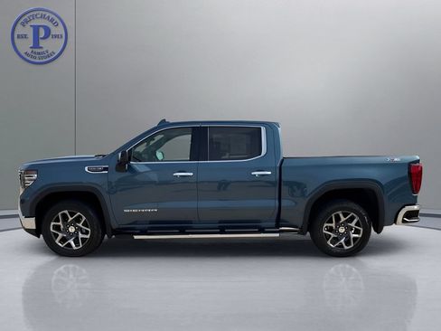 Used 2024 GMC Sierra 1500 SLT w/ SLT Premium Plus Package AWD/4WD image 4
