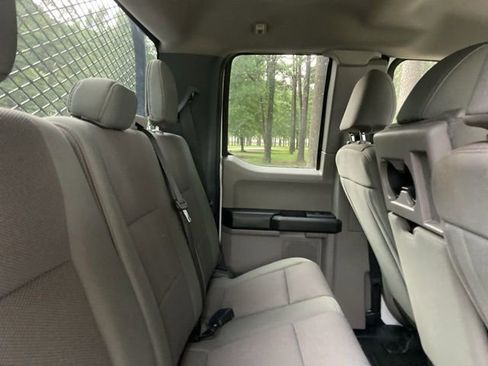 Used 2022 Ford F250 XL w/ Power Equipment Group image 21