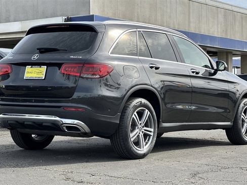Used 2021 Mercedes-Benz GLC 300 4MATIC image 4