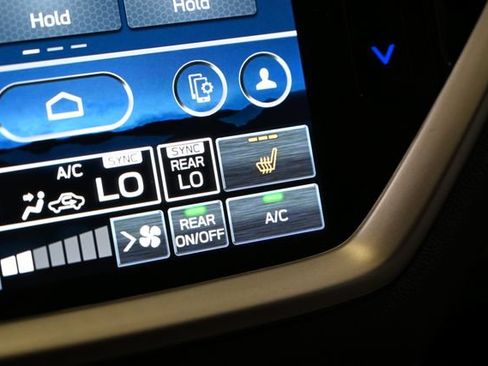Used 2023 Subaru Ascent Limited AWD/4WD image 34