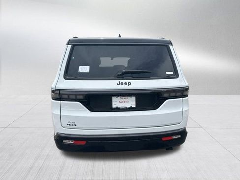 New 2026 Jeep Grand Wagoneer Summit image 6