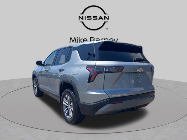Used 2026 Chevrolet Equinox LT AWD/4WD image 4