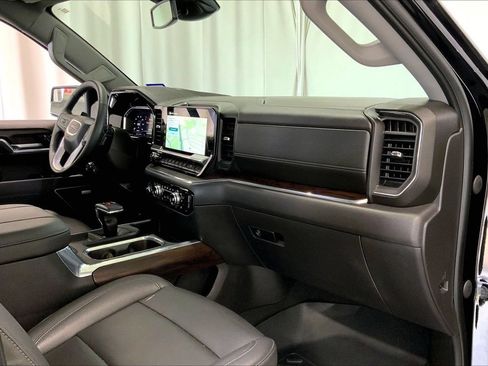 Used 2024 GMC Sierra 1500 SLT w/ SLT Convenience Package RWD image 28