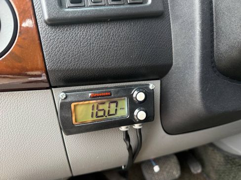 Used 2009 Dodge Sprinter 2500 RWD image 26