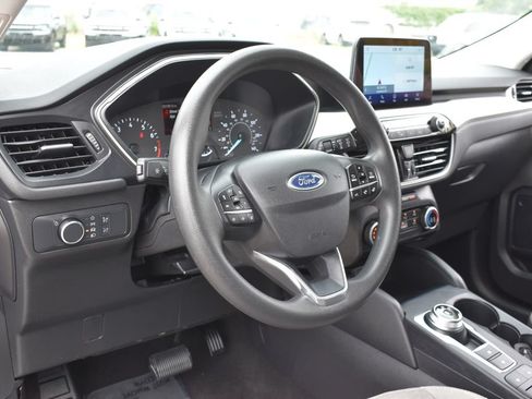 Used 2022 Ford Escape SE w/ SE Sport Appearance Package AWD/4WD image 25