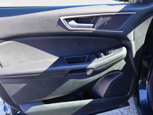 Used 2024 Ford Edge SEL w/ Convenience Package image 14