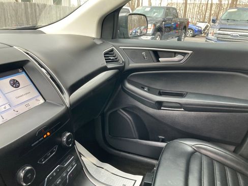 Used 2019 Ford Edge SEL w/ Equipment Group 201A image 17
