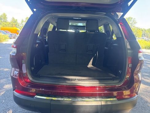 Used 2022 Jeep Grand Cherokee L Limited image 18