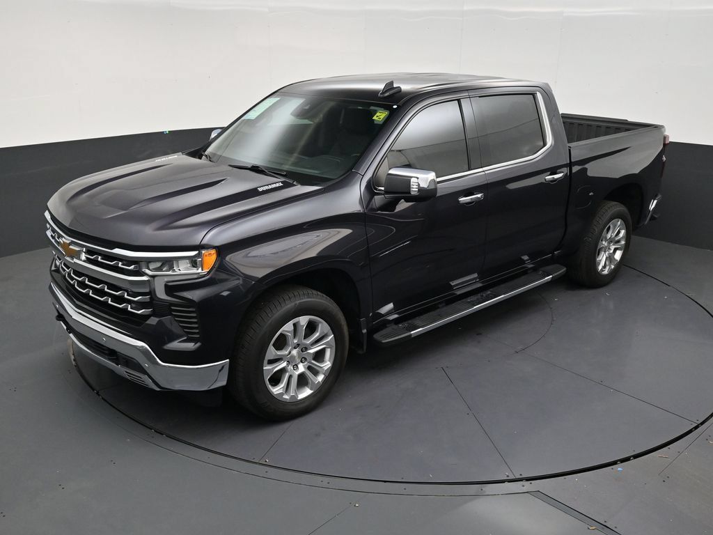 Used 2023 Chevrolet Silverado 1500 LTZ RWD image 11
