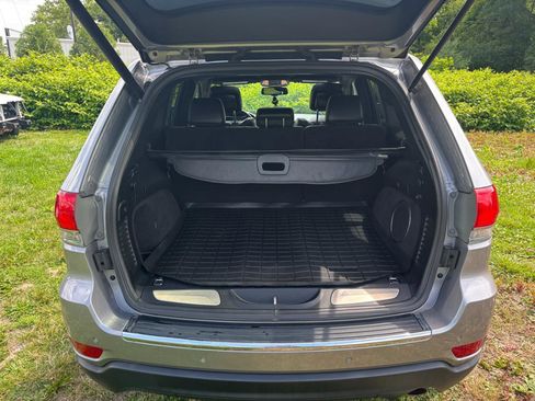 Used 2015 Jeep Grand Cherokee Limited w/ Luxury Group II AWD/4WD image 23