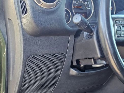 Used 2016 Jeep Wrangler Unlimited Sahara image 15