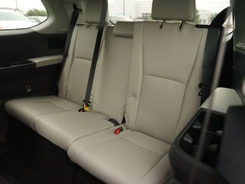 Used 2026 Toyota Grand Highlander FWD image 14