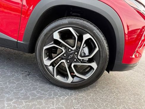 Certified 2026 Chevrolet Trax RS w/ Driver Confidence Package FWD image 8
