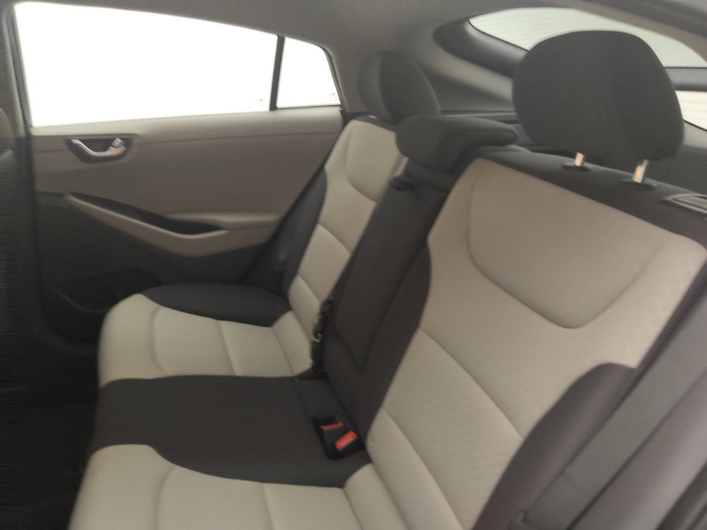 Used 2017 Hyundai Ioniq SEL w/ Tech Package 02 FWD image 18