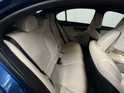 Used 2023 Mercedes-Benz C 300 4MATIC Sedan image 17