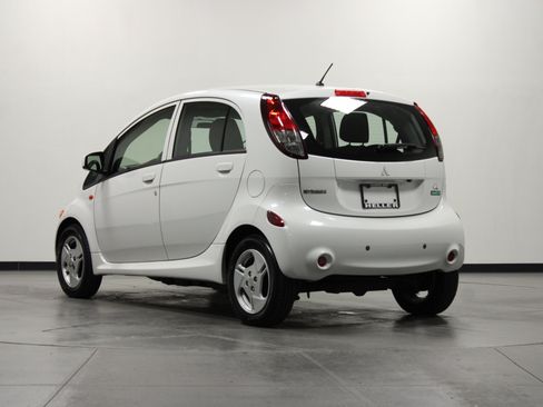 Used 2012 Mitsubishi i ES RWD image 6