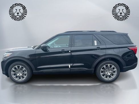 New 2026 Ford Explorer Active w/ Active Comfort Package image 8