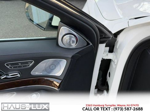 Used 2019 Mercedes-Benz S 560 4MATIC Sedan w/ AMG Line Exterior image 21