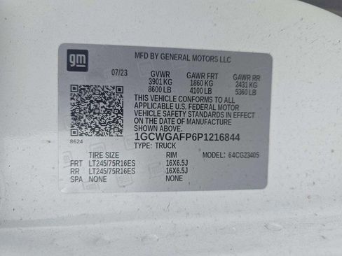 Used 2023 Chevrolet Express 2500 w/ Driver Convenience Package RWD image 8