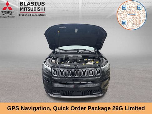 Used 2024 Jeep Compass Limited w/ High Altitude Package AWD/4WD image 11