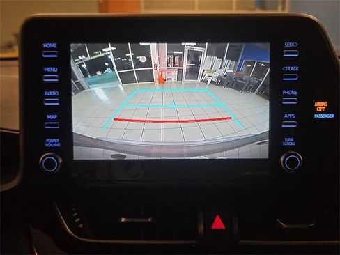 Used 2020 Toyota C-HR LE image 17