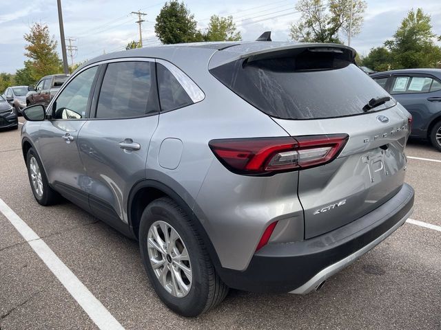 Certified 2023 Ford Escape Active AWD/4WD image 5