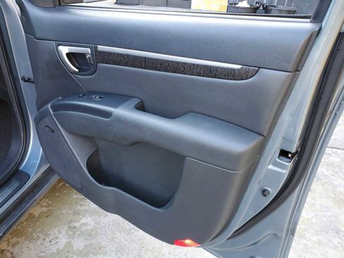 Used 2009 Hyundai Santa Fe Limited image 16