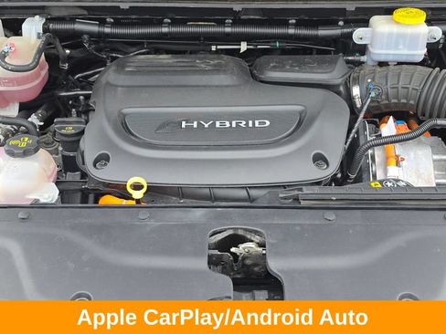 Used 2022 Chrysler Pacifica Limited FWD image 12