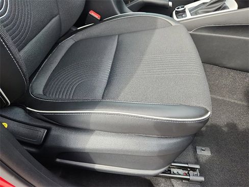 Certified 2022 Hyundai Venue Limited image 33