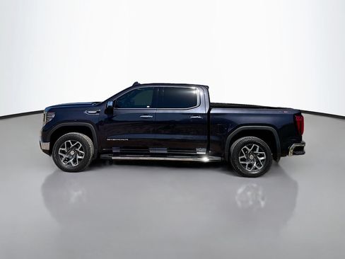 Used 2023 GMC Sierra 1500 SLT AWD/4WD image 4