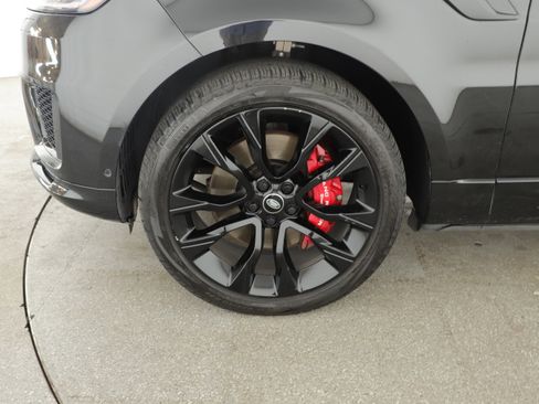 Used 2022 Land Rover Range Rover Sport HST image 4