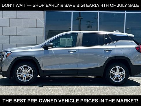 Used 2024 GMC Terrain SLE FWD image 7