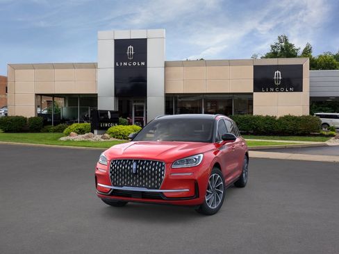New 2024 Lincoln Corsair Grand Touring w/ Equipment Group 302A AWD/4WD image 3