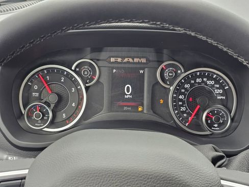 New 2026 RAM 3500 Big Horn AWD/4WD image 17