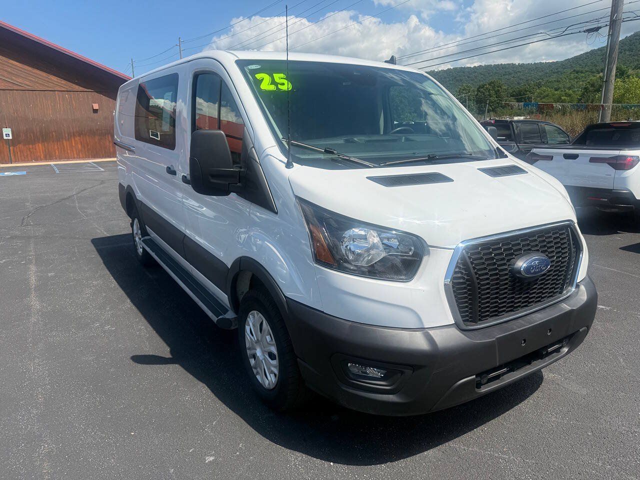 Used 2025 Ford Transit 250 Low Roof w/ Exterior Upgrade Package RWD image 1