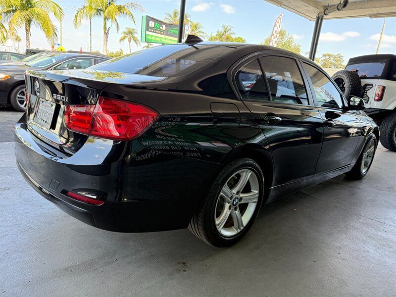 Used 2015 BMW 320i Sedan RWD image 10
