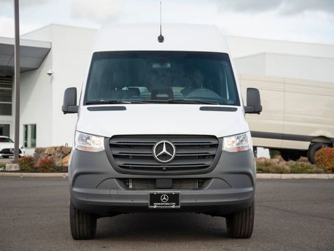 New 2026 Mercedes-Benz Sprinter 2500 image 2