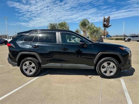 Certified 2025 Toyota RAV4 XLE image 2