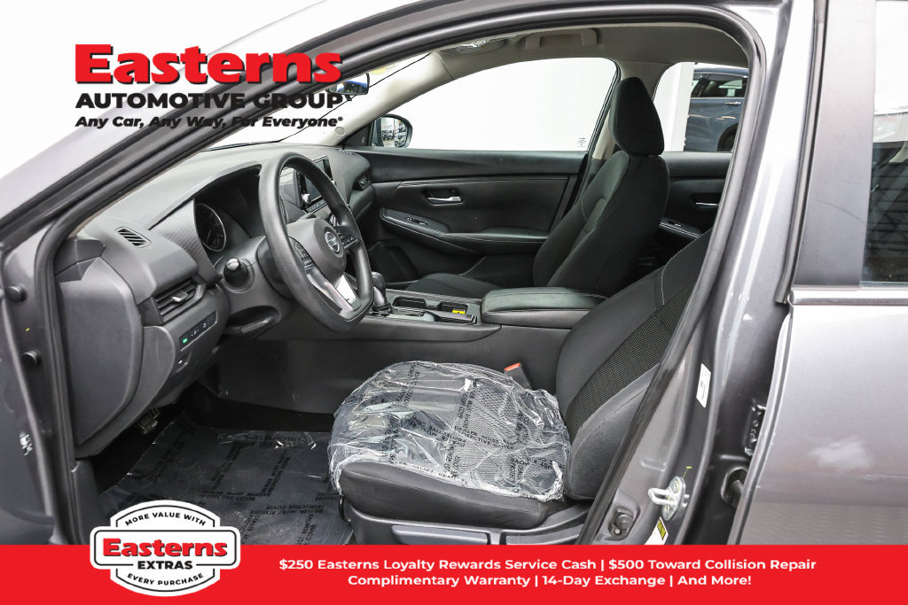 Used 2023 Nissan Sentra S FWD image 14