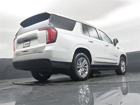 Used 2022 GMC Yukon SLT w/ SLT Luxury Package image 40