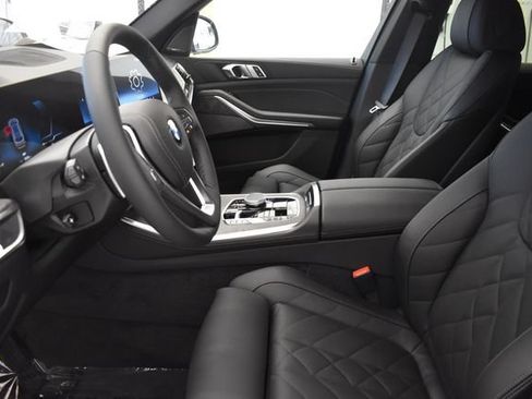 New 2026 BMW X5 xDrive40i w/ Premium Package AWD/4WD image 15