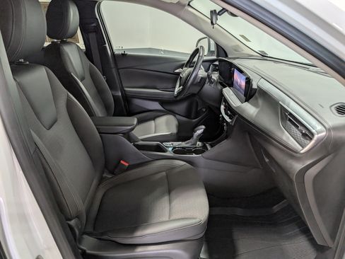 Used 2020 Buick Enclave Avenir w/ Avenir Technology Package AWD/4WD image 18