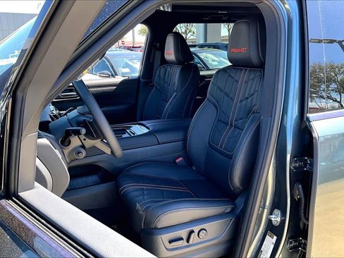 New 2026 Nissan Armada PRO-4X image 17