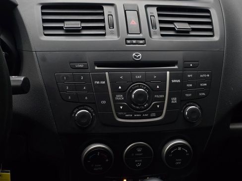 Used 2015 MAZDA MAZDA5 Sport image 34