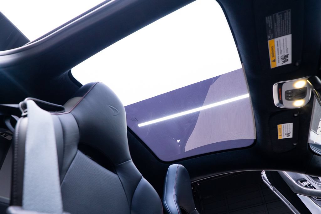 Used 2023 McLaren GT RWD image 50