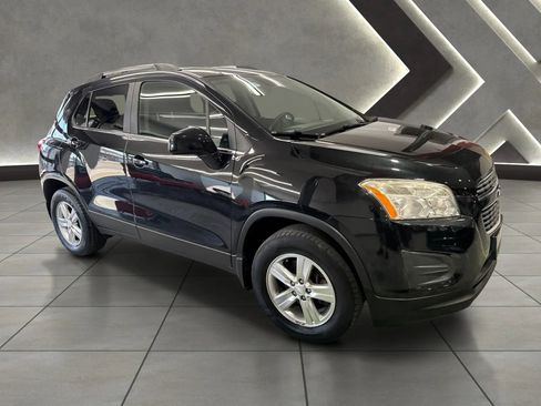 Used 2015 Chevrolet Trax LT AWD/4WD image 2